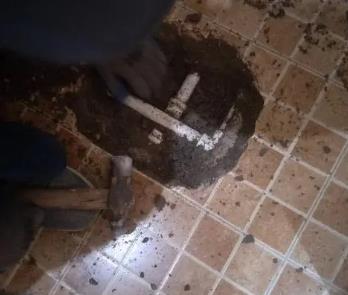 延吉卫生间漏水维修公司为您分享下卫生间渗水如何处理及注意事项